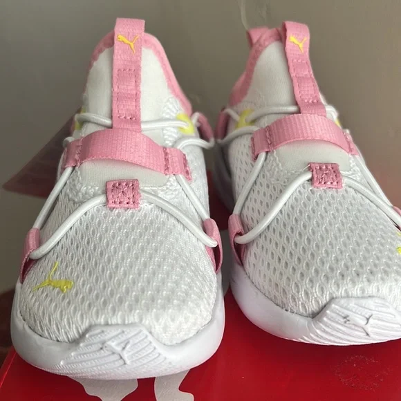 NWT Puma toddler shoes - Picture 2 of 13